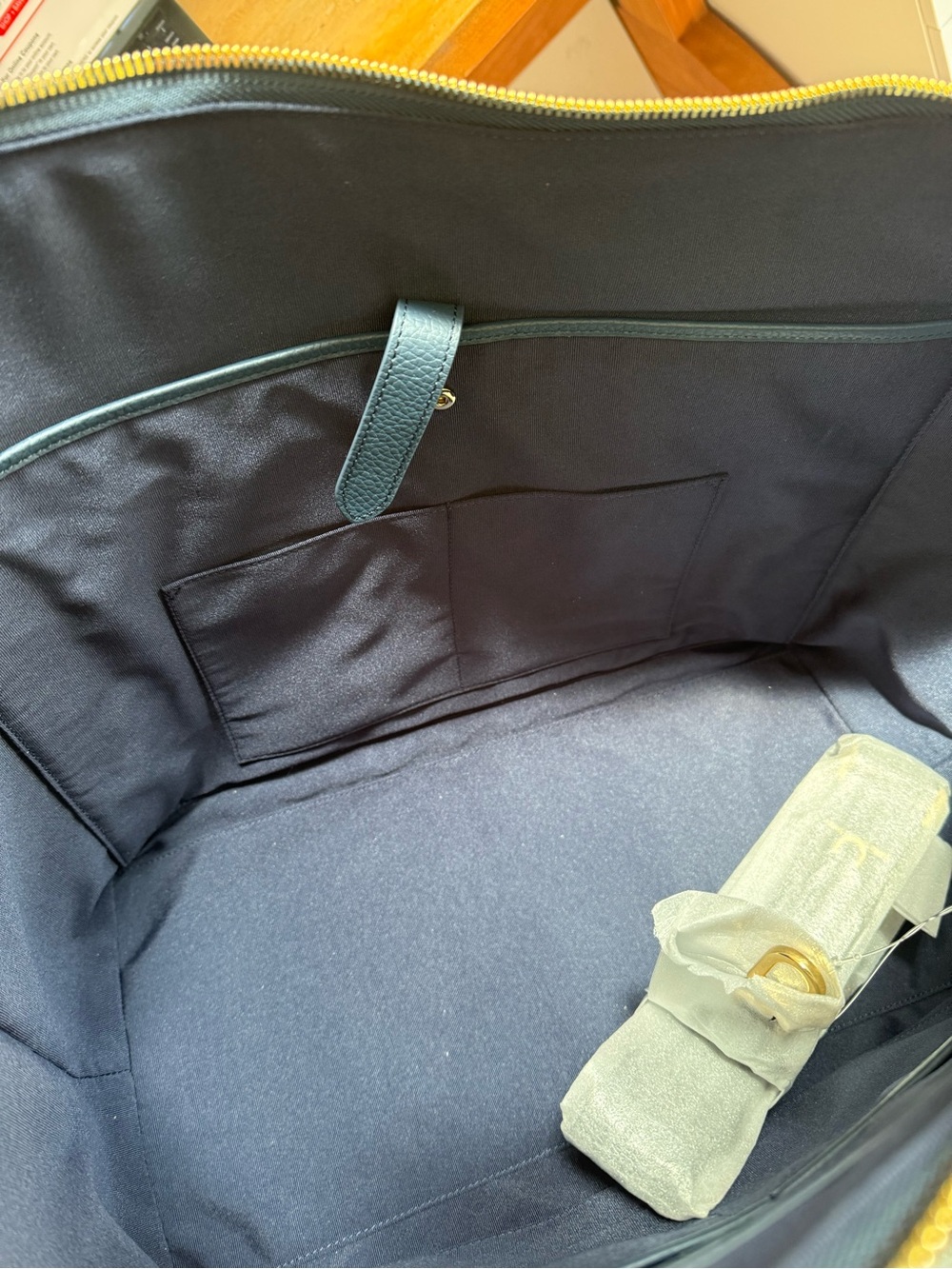 Maison de Sabre Large Leather Weekender Bag - Picture 8 of 9